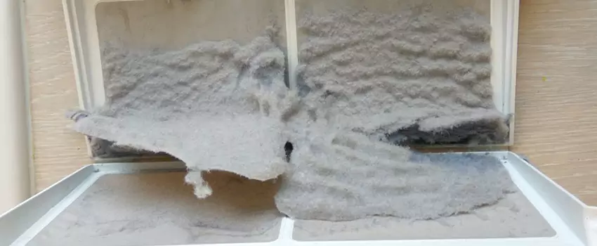 Broken Dryer Vent Replacement in Victoriaville, Quebec