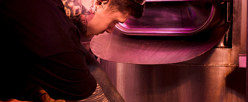 Wall Mount Electric Fireplaces Repair in Victoriaville, Quebec